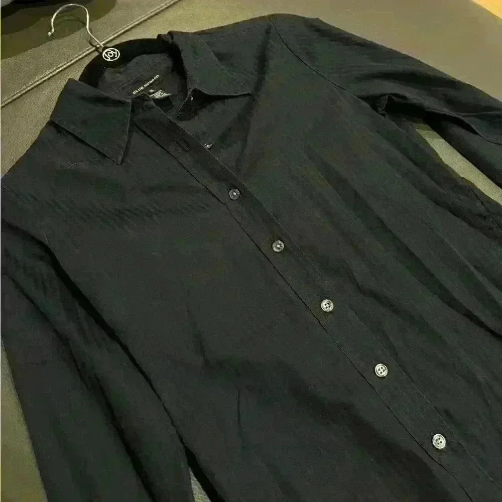 Black Club Monaco Fitted Button Down